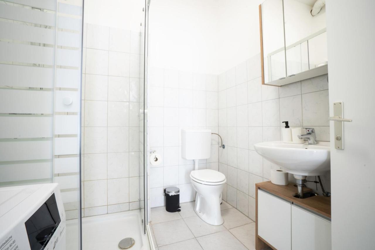 וינה Modern 1-Bedroom Apartment Next To Praterstern מראה חיצוני תמונה
